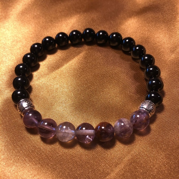 Jewelry - Sacred seven stone and black onyx